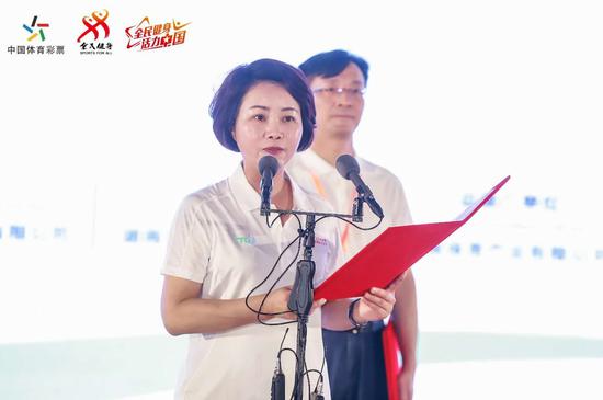 （長沙市政協(xié)副主席、市體育局局長李平致辭）